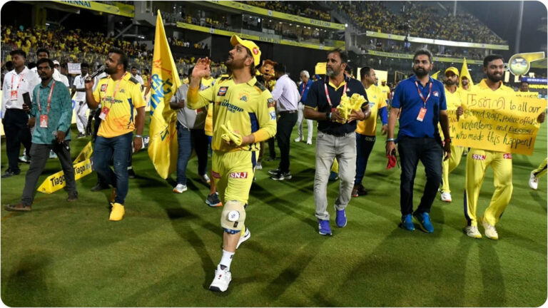  आईपीएल 2023 के पूरे सीजन में घुटने की चोट से परेशान रहे एमएस धोनी की आज गुरुवार को सुबह मुंबई के कोकिलाबेन अस्‍पताल में सर्जरी की गई।