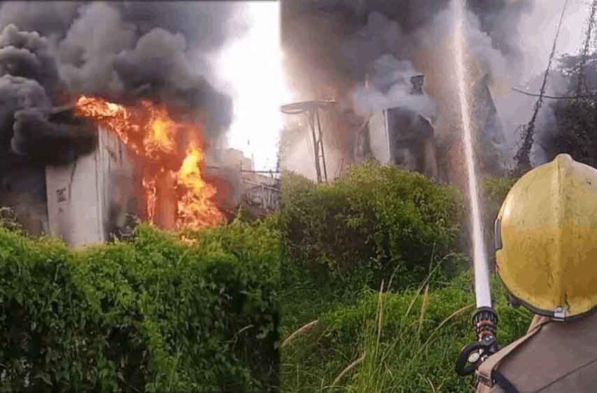  छत्तीसगढ़-जगदलपुर में मोबाइल टावर में लगी भीषण आग