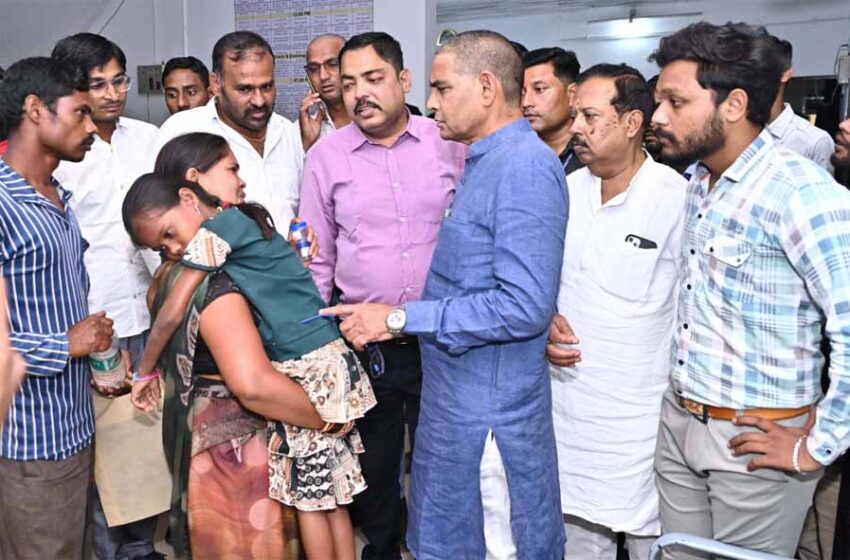  राजस्व मंत्री वर्मा ने तिल्दा-नेवरा सामुदायिक स्वास्थ्य केंद्र का आकस्मिक निरीक्षण किया