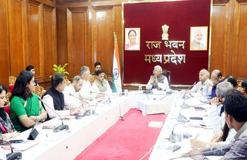  व्यक्तिगत और सामुदायिक योजना के परिणामों का मूल्यांकन मैदानी स्तर पर किया जाए – राज्यपाल पटेल