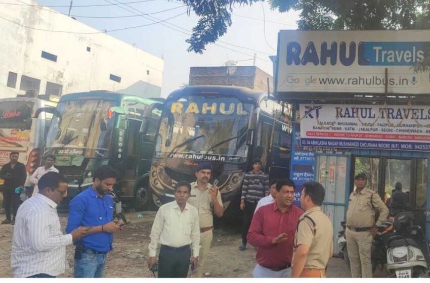  इंदौर में प्रशासन की बड़ी कार्रवाई ट्रैफिक के लिए मुश्किल बन रहीं चार बसें जब्त