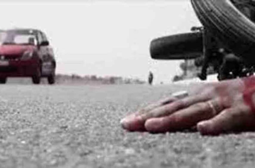  छत्तीसगढ़-कवर्धा में ओवरटेक में परिवार के तीन लोग दुर्घटनाग्रस्त