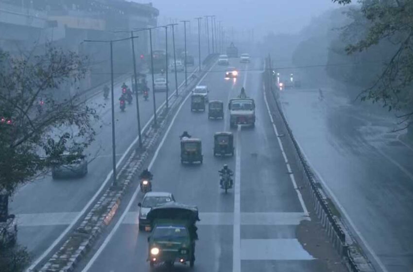  हवाओं का रूख बदलते ही दूसरे हफ्ते में छत्तीसगढ़ में धुंध के साथ हल्की ठंड का अहसास होने लगा