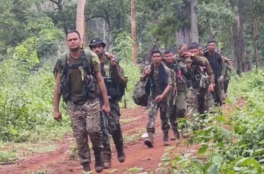  छत्तीसगढ़-गरियाबंद में ओडिशा बॉर्डर पर मुठभेड़ में एक करोड़ का इनामी चलपती सहित 15 नक्सली ढेर