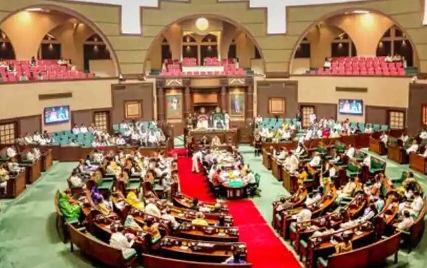  प्रदेश में अब विधायक घर के लिए 50 लाख और गाड़ी के लिए 30 लाख रुपए तक का लोन ले सकेंगे