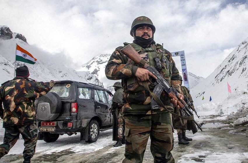  कुलनार में सुरक्षाबलों और आतंकियों में मुठभेड़, तलाशी अभियान जारी, दो सुरक्षाकर्मी घायल