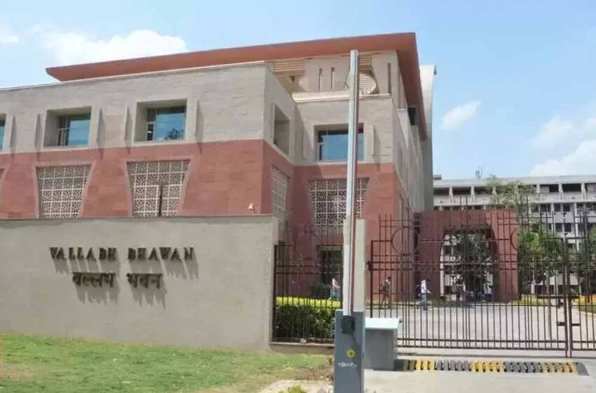  MP में बदलेगा IAS पोस्टिंग का नियम, गैर प्रशासनिक सेवा के अधिकारियों को नहीं मिलेगी पात्रता