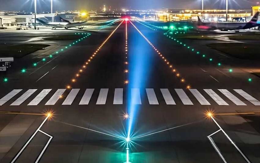  चेन्नई: एयरपोर्ट पर फ्लाइट लैंडिंग के समय लेजर बीम चमकने से हड़कंप, जांच शुरू