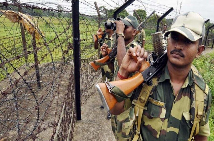  मुर्शिदाबाद जिले में बांग्लादेशी नागरिकों ने बीएसएफ के एक जवान को  अगवा कर लिया