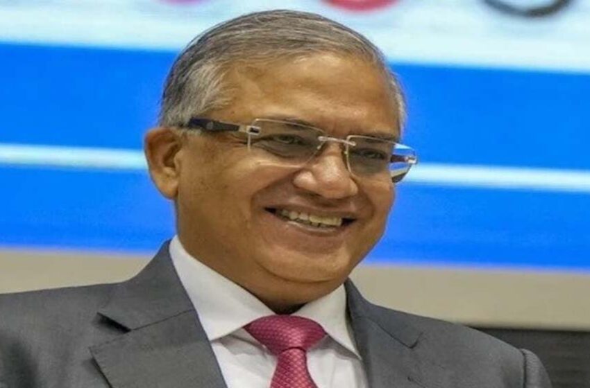  मृत वोटरों पर चुनाव आयोग सख्त: CEC ने विपक्ष से पूछा – क्यों नहीं हटे नाम?