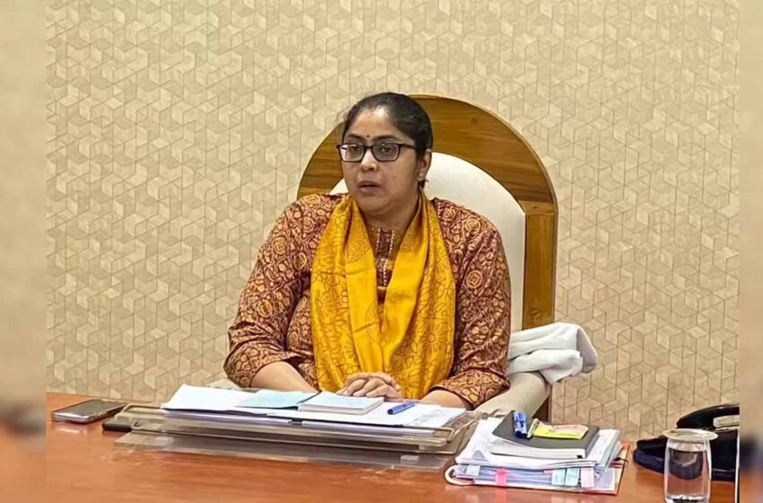  समूहों की बैंकिंग प्रक्रिया में हस्तक्षेप करने वाले मिशन कर्मियों पर होगी सख्त कार्रवाई : हर्षिका सिंह