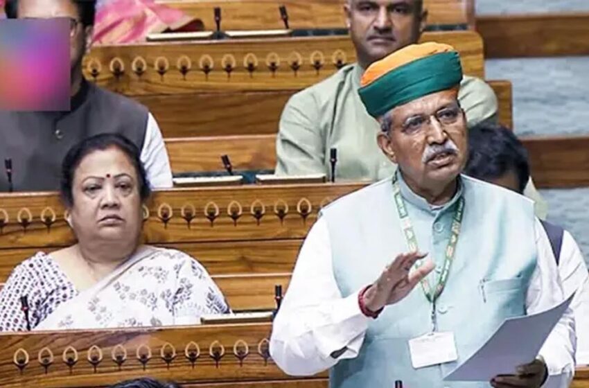  कई सिफारिशों के चलते केंद्र ने आयकर विधेयक वापसी का फैसला किया