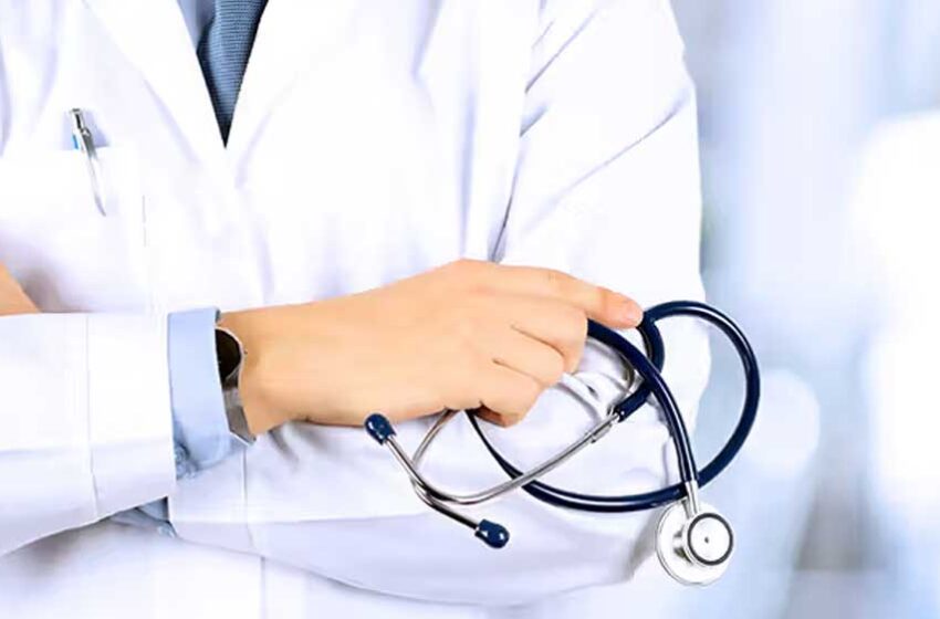  स्वास्थ्य विभाग की टीम द्वारा घर-घर जाकर किया जा रहा है सर्वे