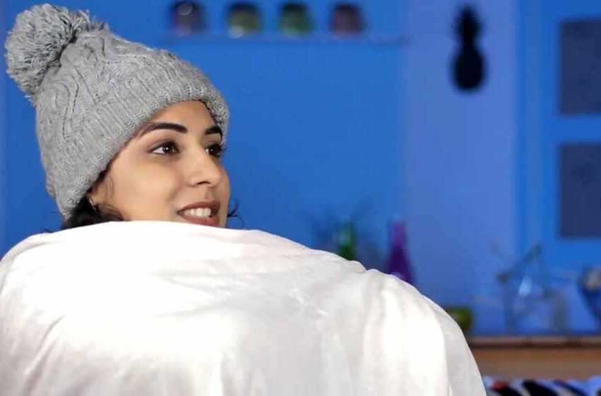  महिलाओं को पुरुषों से ज़्यादा ठंड क्यों लगती है? साइंस ने बताया चौंकाने वाला सच!