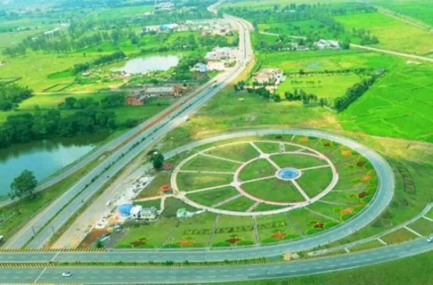  छत्तीसगढ़ राज्योत्सव 2025: नवा रायपुर के 12 सेक्टरों में बनेगा आधुनिक आईटी और स्पोर्ट्स हब