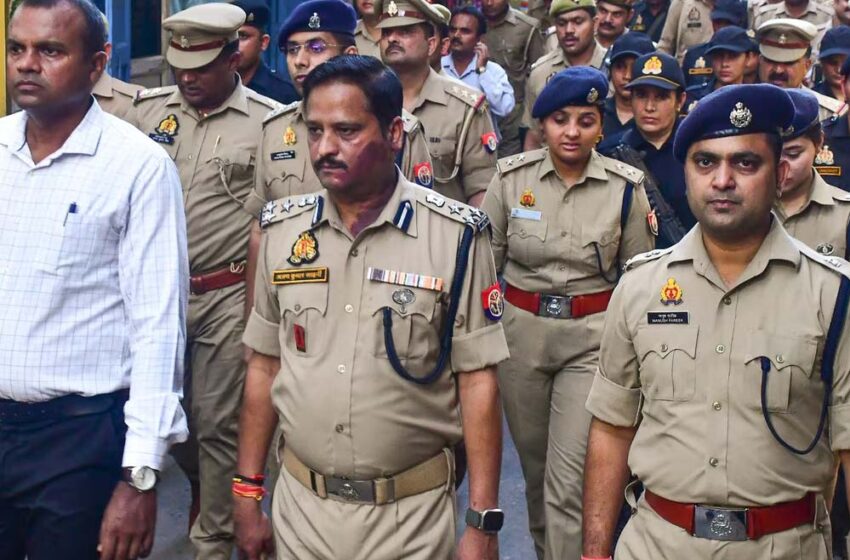  जुमे की नमाज से पहले बरेली में सख्ती, शहर बना छावनी, इंटरनेट सेवा ठप