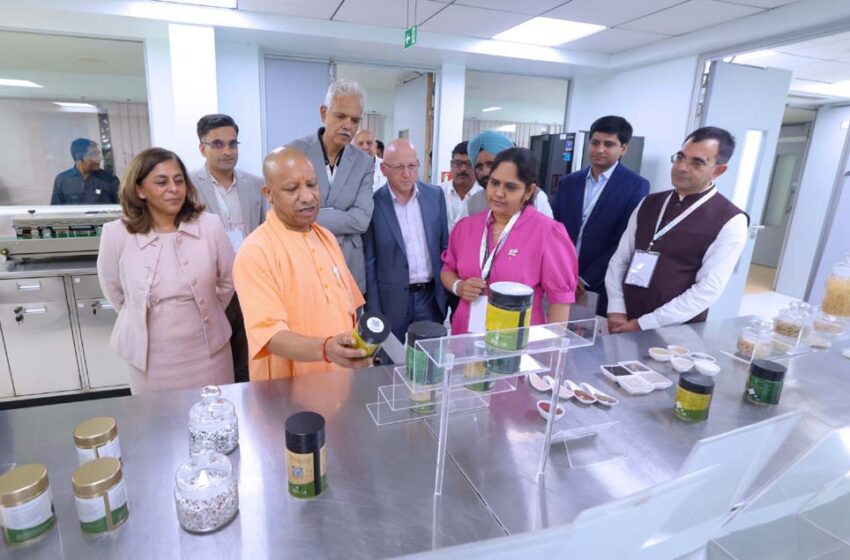  वाराणसी में आयोजित डायरेक्ट सीडेड राइस कॉन्क्लेव में बोले मुख्यमंत्री