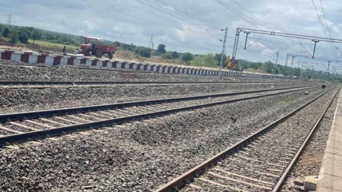  यात्रा होगी और सुगम: डोंगरगढ़-गोंदिया चौथी रेल मार्ग परियोजना को मिली स्वीकृति