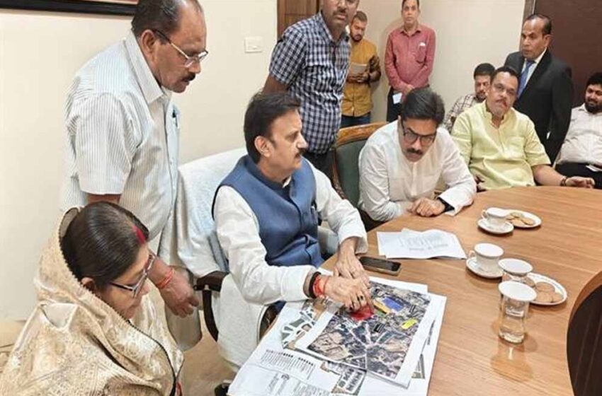  उप मुख्यमंत्री शुक्ल ने कहा- हिनौती गौधाम में संरक्षित शत प्रतिशत गौवंश का पंजीयन करायें