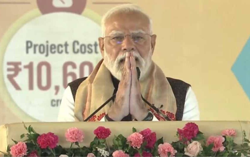  डिब्रूगढ़ से पीएम मोदी का कांग्रेस पर हमला: असम में बांग्लादेशी घुसपैठ पर कही बड़ी बात, यूरिया प्लांट का लोकार्पण