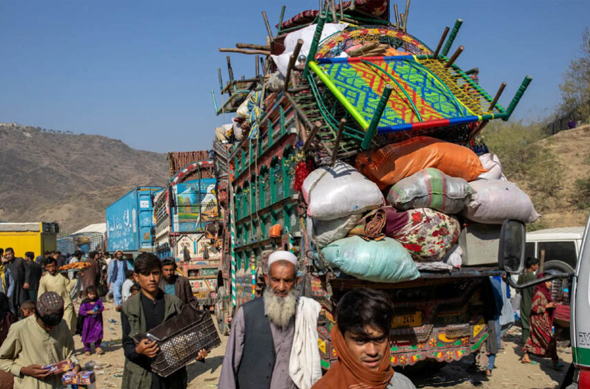  एक दिन में बड़ी संख्या में अफगान शरणार्थियों को ईरान-पाकिस्तान द्वारा वापस भेजा गया