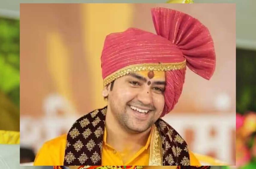  धीरेंद्र शास्त्री बोले – “अगर ‘आई लव मोहम्मद’ से कोई दिक्कत नहीं, तो ‘आई लव महादेव’ से क्यों होनी चाहिए?”