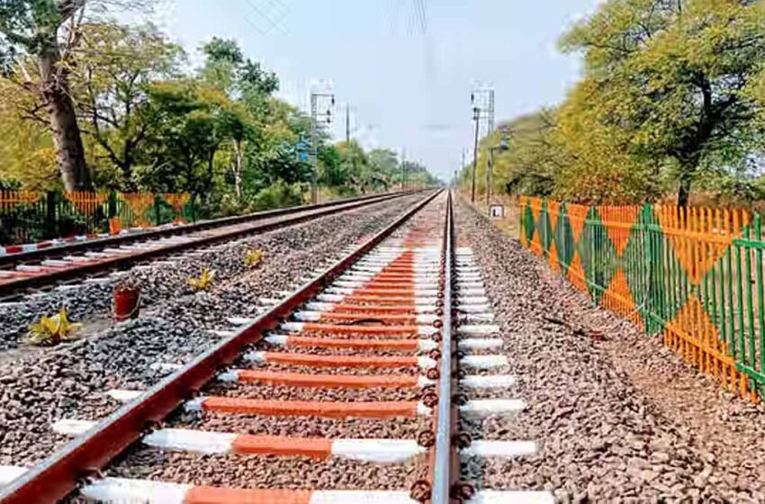  2500 करोड़ रुपये से अधिक लागत वाली तीसरी रेल लाइन निर्माण में तेजी, 361 पुल और 4 टनल होंगे शामिल