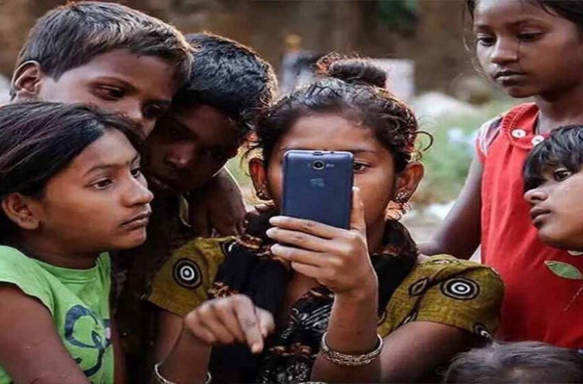  डिजिटल स्क्रीन का खतरा: बच्चों के लिए सोशल मीडिया पर एज लिमिट जल्द लागू हो सकती है