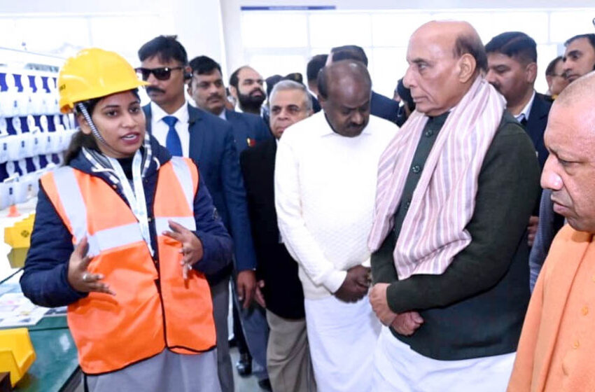  अशोक लेलैंड की ईवी निर्माण यूनिट उत्तर प्रदेश को बनाएगी स्वच्छ और हरित परिवहन के क्षेत्र में अग्रणीः रक्षा मंत्री