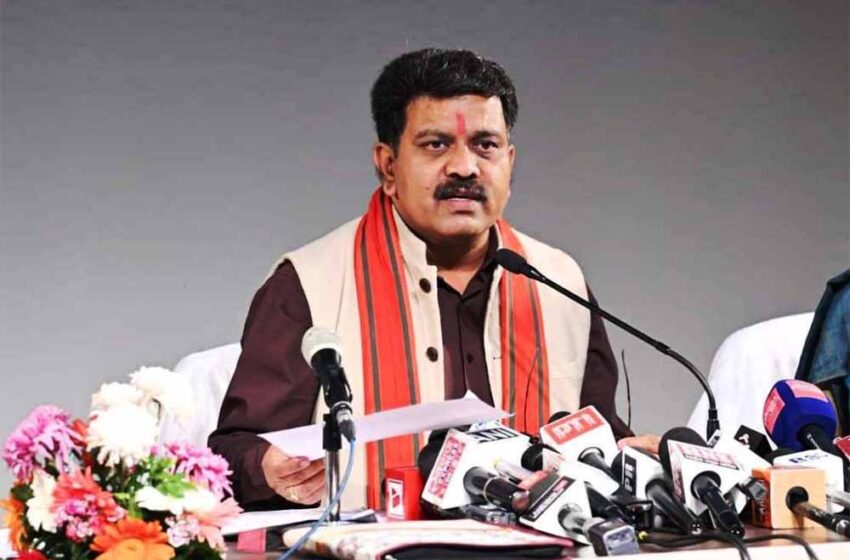  बस्तर के दुर्गम इलाकों में सालों से अधूरी 41 महत्वपूर्ण सड़कें अब हुई पूर्ण