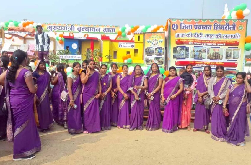  गणतंत्र दिवस की झांकियों में छाई ‘लखपति दीदी’, महिला आत्मनिर्भरता की झलक