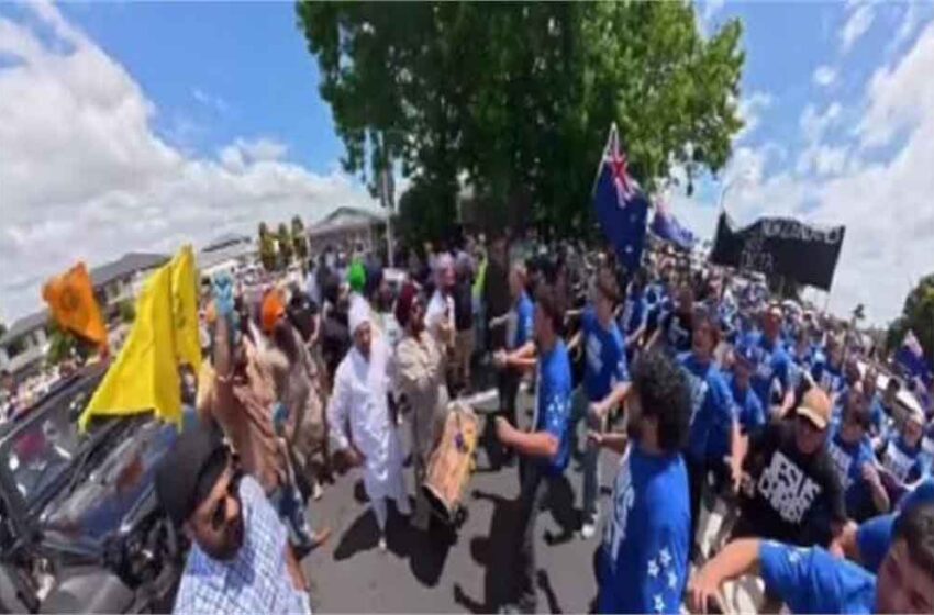  ‘यह भारत नहीं, हमारी गलियां हैं’—न्यूज़ीलैंड में नगर कीर्तन पर हाका डांस के साथ विरोध