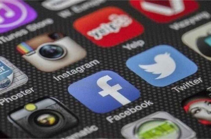  सोशल मीडिया पर कड़ा नियम: फ्रांस में अब 15 साल से कम उम्र वालों का प्रवेश बंद